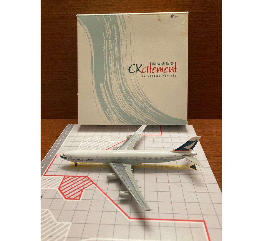 A340-300 Cathay Pacific B-HXB w/stand 1:400**Collection sale