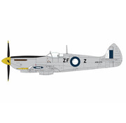Hobby Master Spitfire MkVIII No. 549 Squadron RAAF ZF-Z A53-379 F/L David Glaser September 1944 1:48  +pre-order+