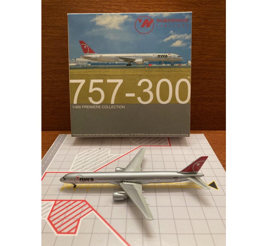 B757-351 Northwest/KLM 2003 c/s N590NW 1:400**Collection sale
