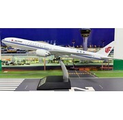 InFlight B777-300ER Air China B-2085 1:200  +pre-order+
