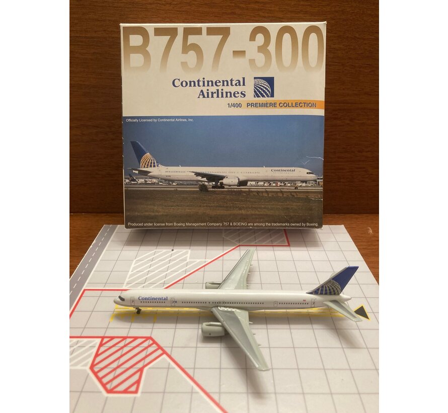 B757-300 Continental N57852 1:400**Collection sale