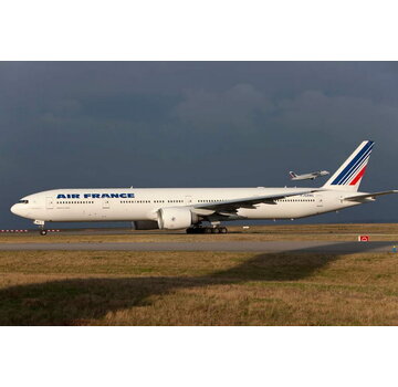 Phoenix Diecast B777-300ER Air France F-GZNC 1:400 +PRE-ORDER+
