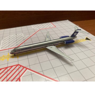Phoenix Diecast MD83 Aeromexico N861LF [polished metal] 1:400**Collection sale