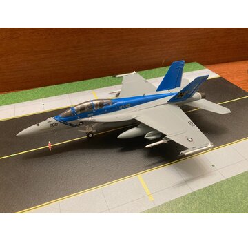 F18F USN VFA-213 'Black Lions' 1:72**Collection sale