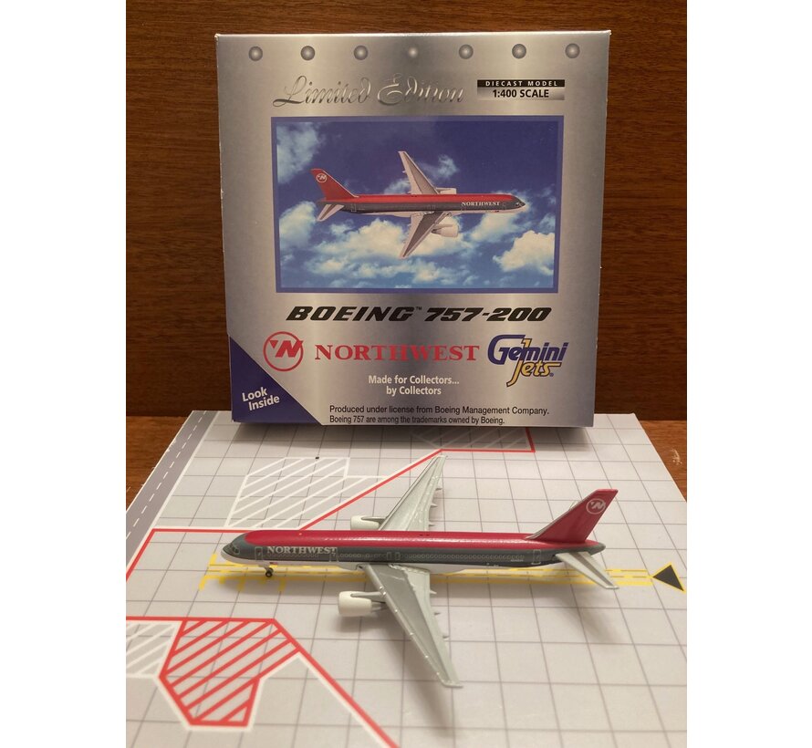B757-200 Northwest N548US 'Bowling Shoe' 1:400**Collection sale