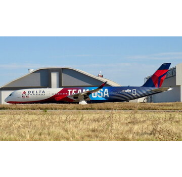 Phoenix Diecast A350-900 Delta (TEAM USA) N531DN 1:400  +PRE-ORDER+
