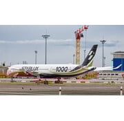 Phoenix Diecast A350-1000 Starlux Airlines carbon fibre 1000 titles B-58551 1:400  +PRE-ORDER+