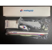 A330-300 Malaysia 9M-MKJ 1:200 plastic snap model**Collection sale