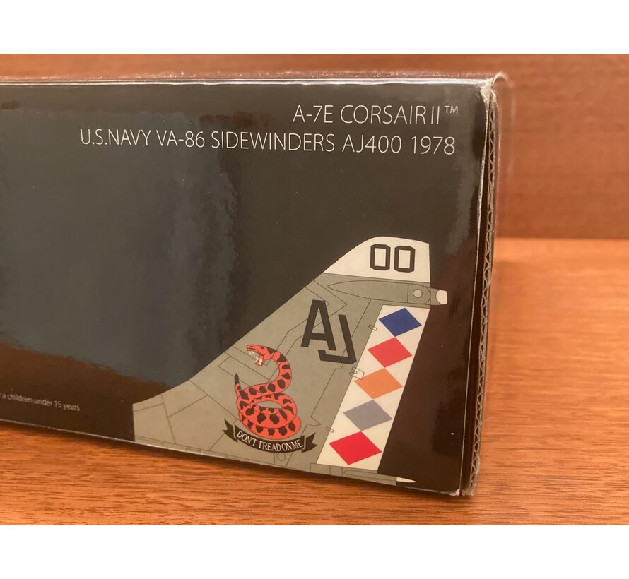 Century Wings A7E USN VA86 SIDEWINDERS AJ400 1978 1:72**Collection sale