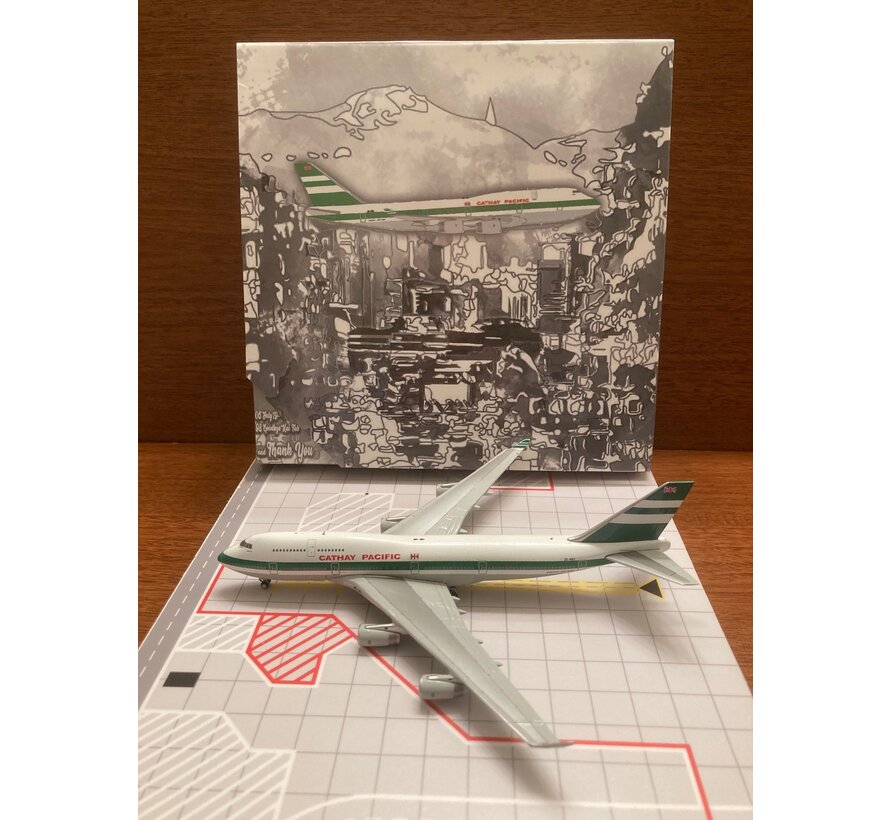 B747-400 Cathay Pacific ZK-NBS Kai Tak 1997 1:400 **Collection sale