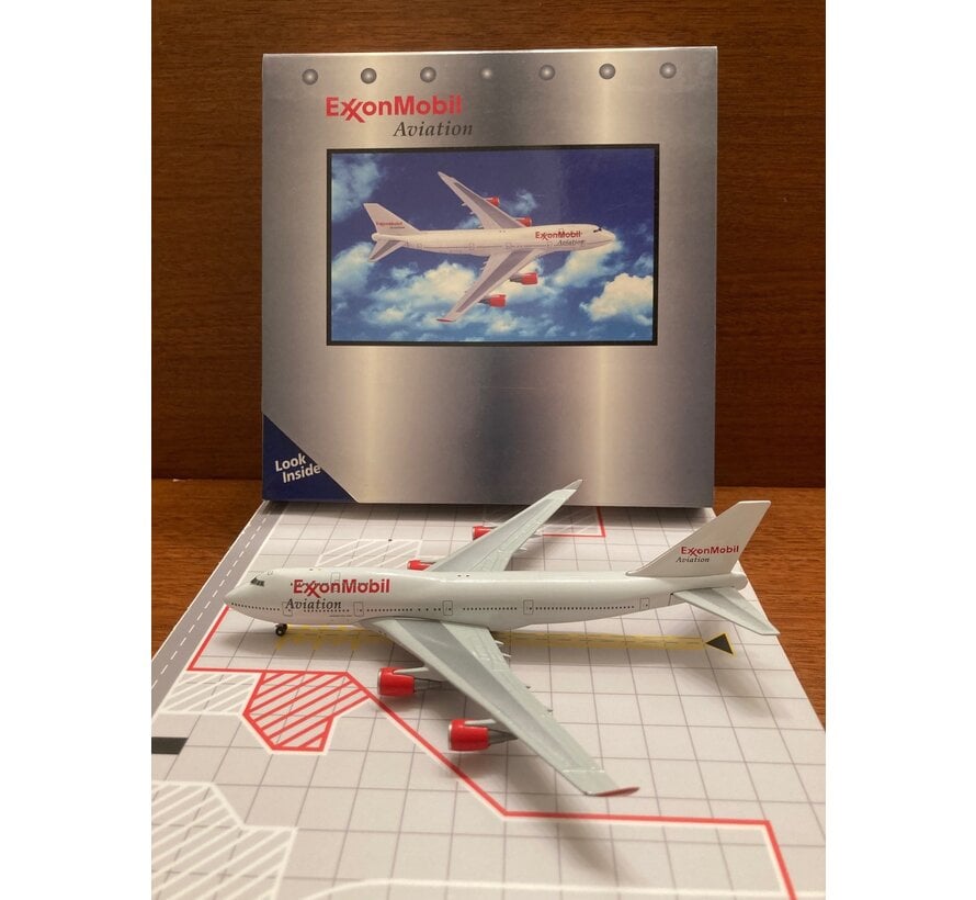 B747-400 ExxonMobil [promotional model] 1:400**Collection sale