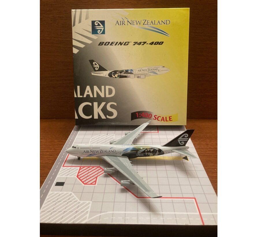 B747-400 Air New Zealand ZK-NBW 'All Blacks' 1:400**Collection sale