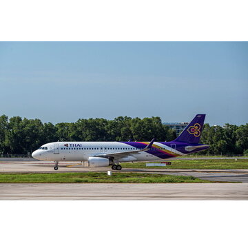 Phoenix Diecast A320S Thai Airways HS-TXG 1:400 sharklets +pre-order+