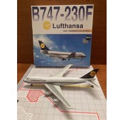 Dragon B747-200 Lufthansa Cargo D-ABYU 1:400**Collection sale
