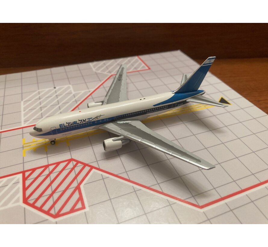 B767-200 EL AL 4X-EAD w/Boarding ladder 1:400**Collection sale
