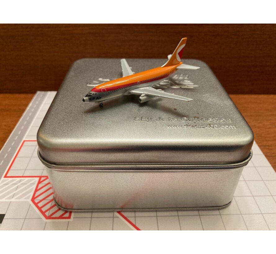 B737-200 CP Air C-GCPQ 'Empress of Montreal' 1:400 Skyjets400 exclusive**Collection sale