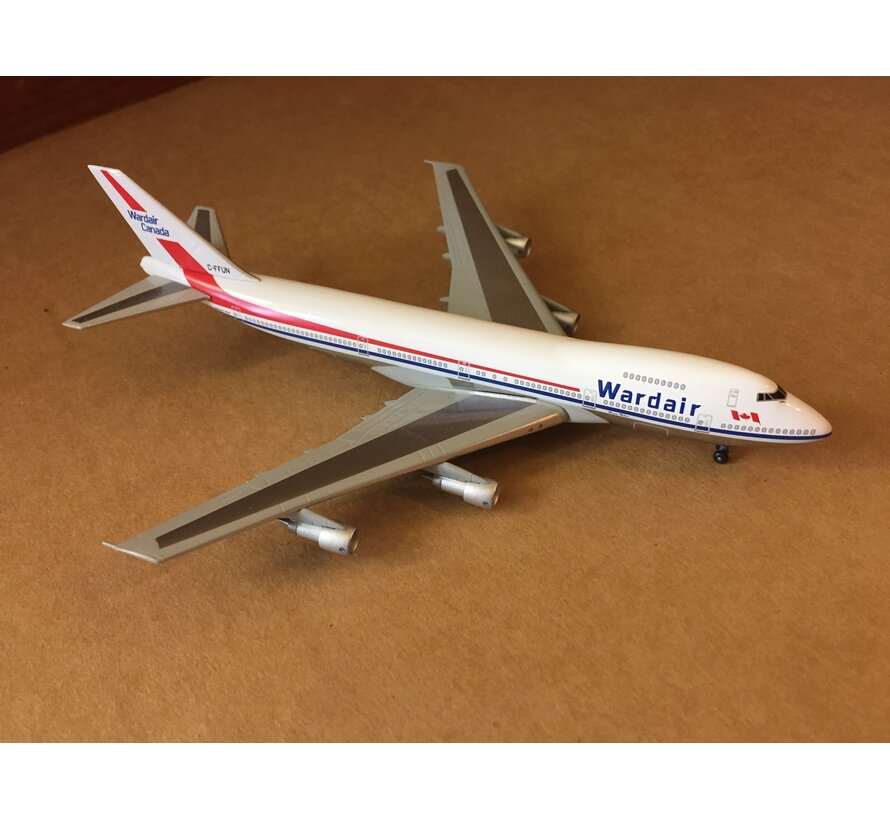B747-124 WARDAIR C-FFUN 1:400 **Collection sale