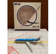 SMA[Seattle Model Aircraft] DC9- 32 KLM PH-DOA 1:400**Collection sale