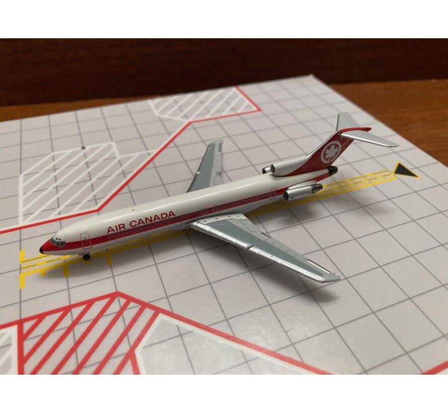B727-200 Air Canada C-GAAG single red cheatline 1:400**Collection sale