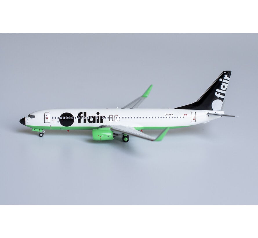 B737-800W Flair Airlines 2019 livery C-FFLA 1:400 **Collection sale