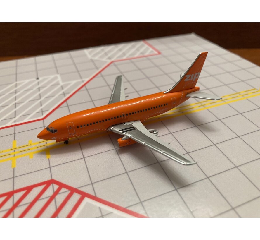 B737-200 ZIP C-GCPO Orange 1:400**Collection sale