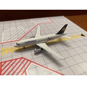 A319-100 Lufthansa D-AILU 'Lu the Duck' 1:400**Collection sale