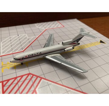AURORA B727-100 Delta N1633 'Widget' 1:400**Collection sale
