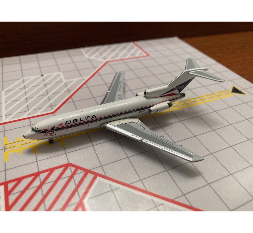 AURORA B727-100 Delta N1633 'Widget' 1:400**Collection sale