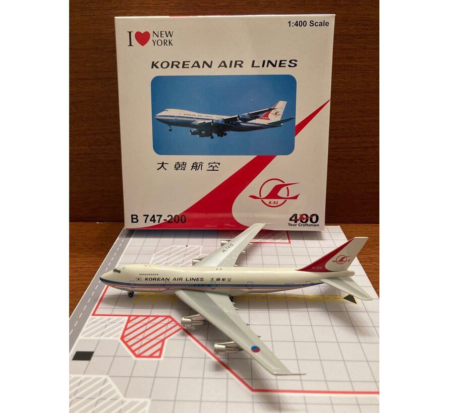 B747-200 Korean HL7410 old colours 1:400**Collection sale [lightly toned]