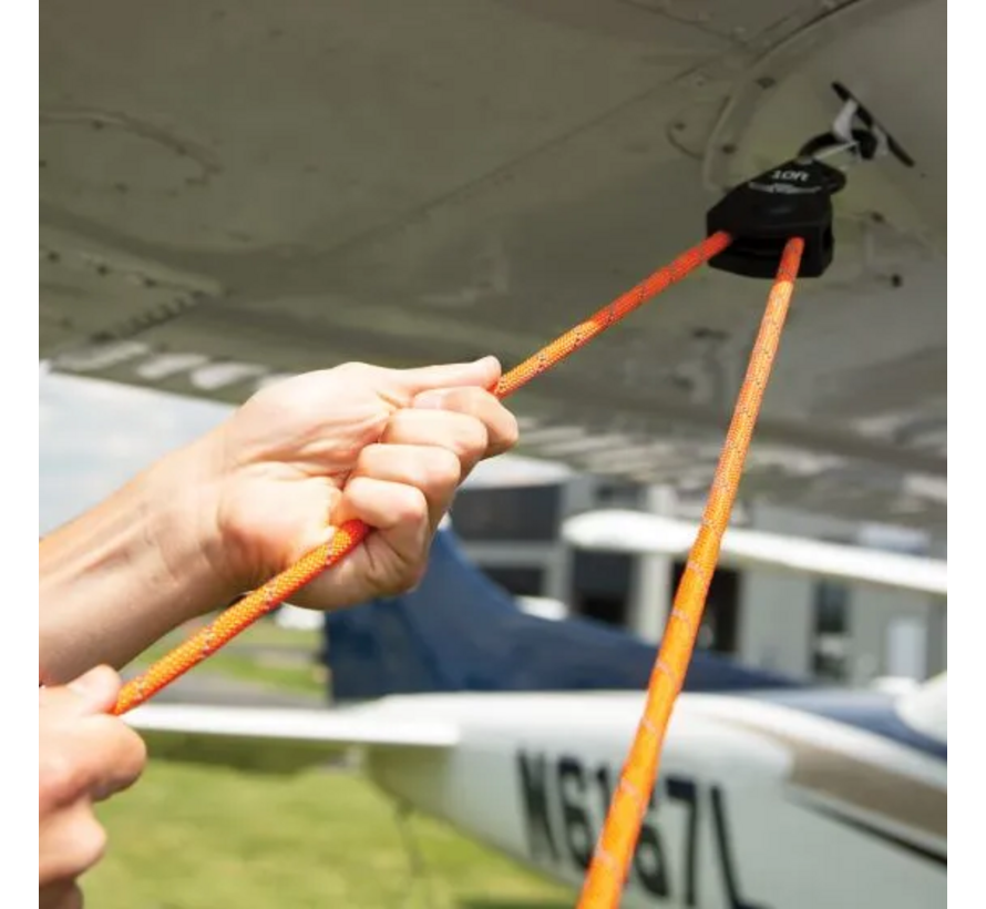 Flight Gear Pull Down Tie-Down Set