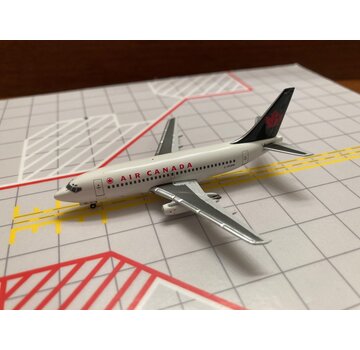 Aeroclassics B737-200 Air Canada C-FCPN 'Green tail' 1:400**Collection sale