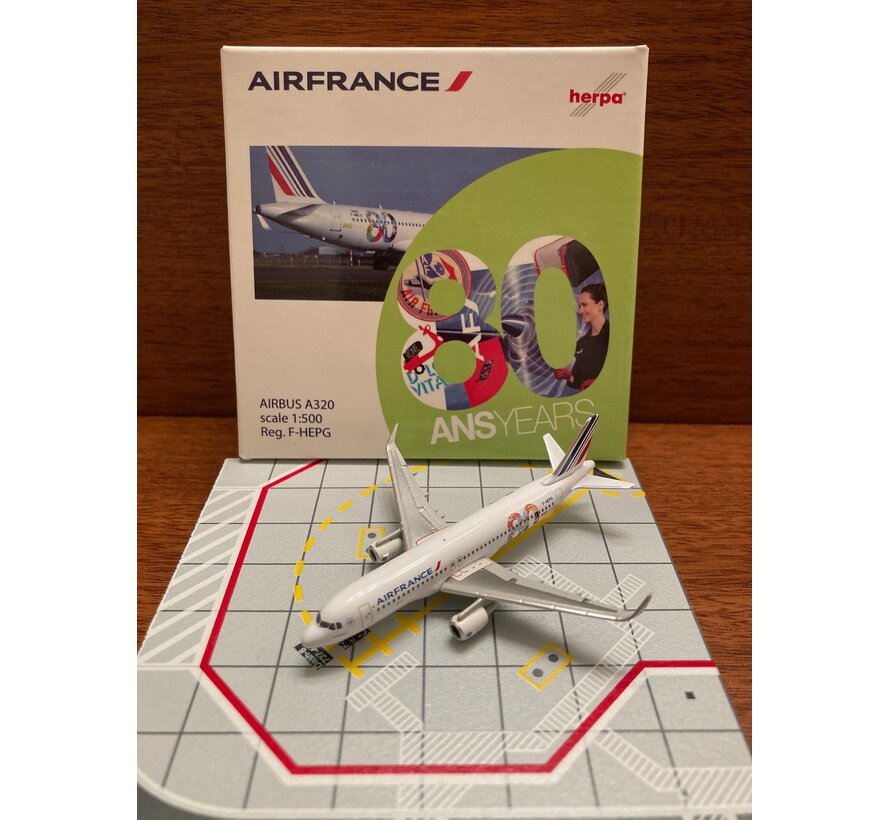 A320 Air France 80th Anniversary F-HEPG 1:500 **Collection sale