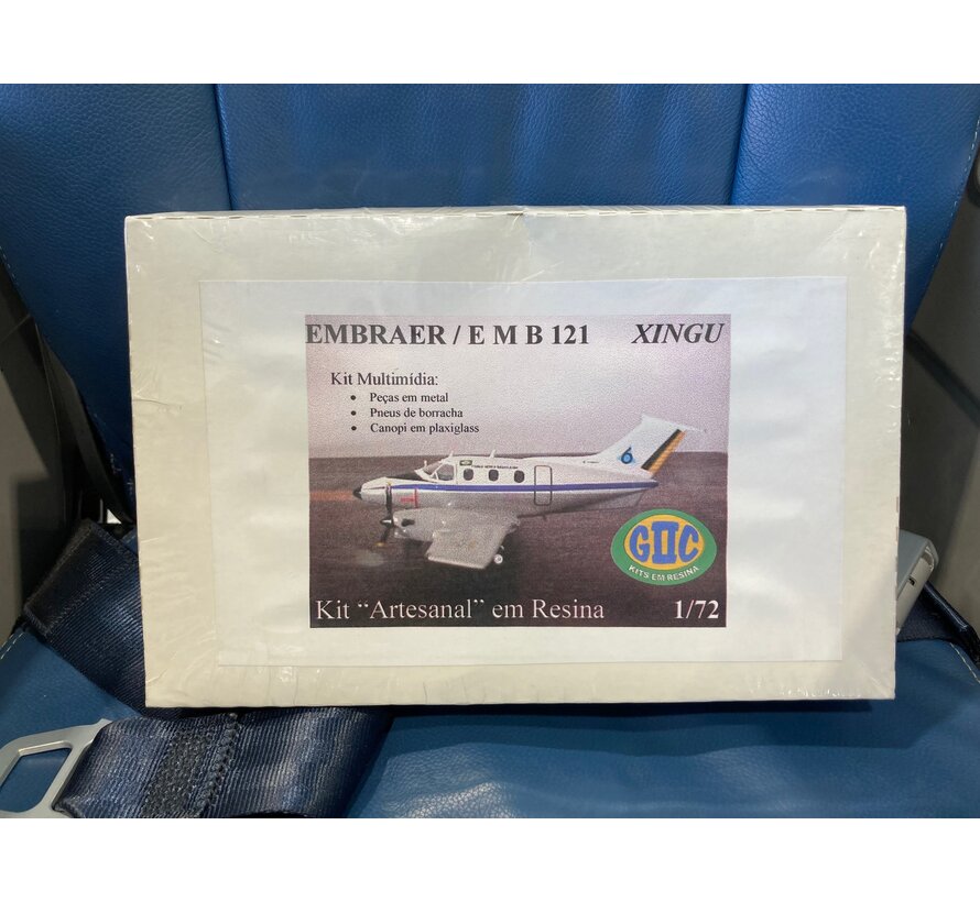 GIIC EMBRAER EMB121 XINGU 1:72**O/P**RARE !!!