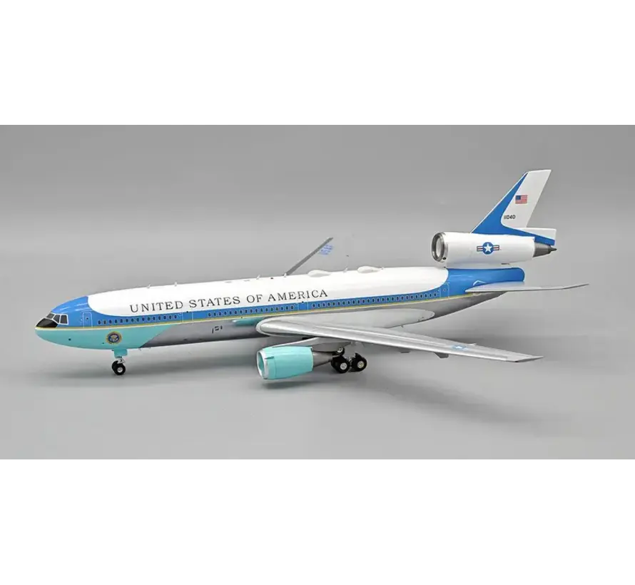 DC10-40 USAF Air Force One Fantasy livery 1:200 +New Arrival+