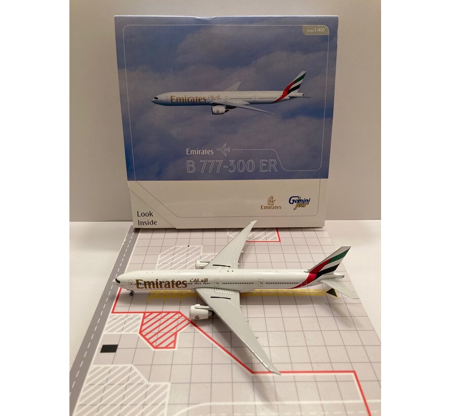 B777-300ER Emirates A6-EBT 1:400**Collection sale