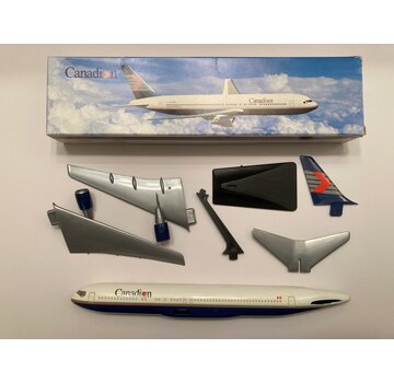IMC B767-300ER Canadian [C-FCAB] 1:200**Collection sale**[plastic snap model]