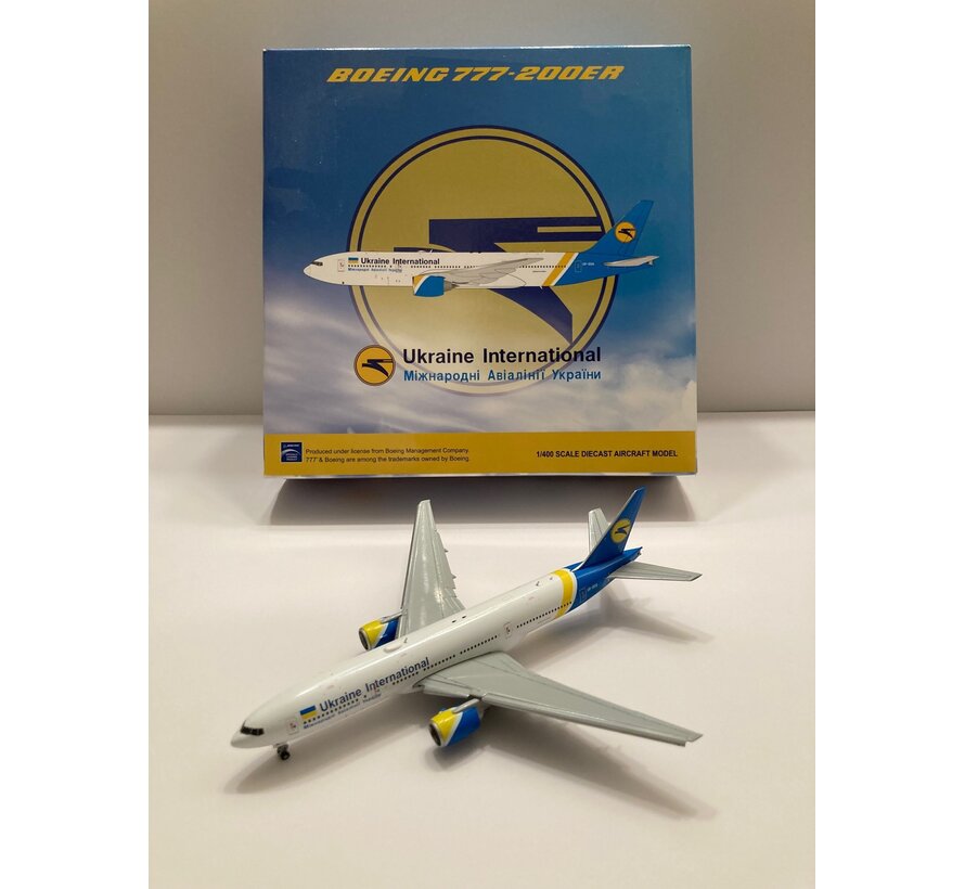 B777-200ER Ukraine International UR-GOA 1:400 flaps down**Collection sale
