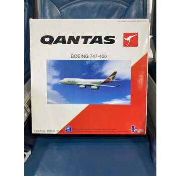 InFlight B747-400 QANTAS VH-OJF 'City of Perth' 1:200**Collection sale