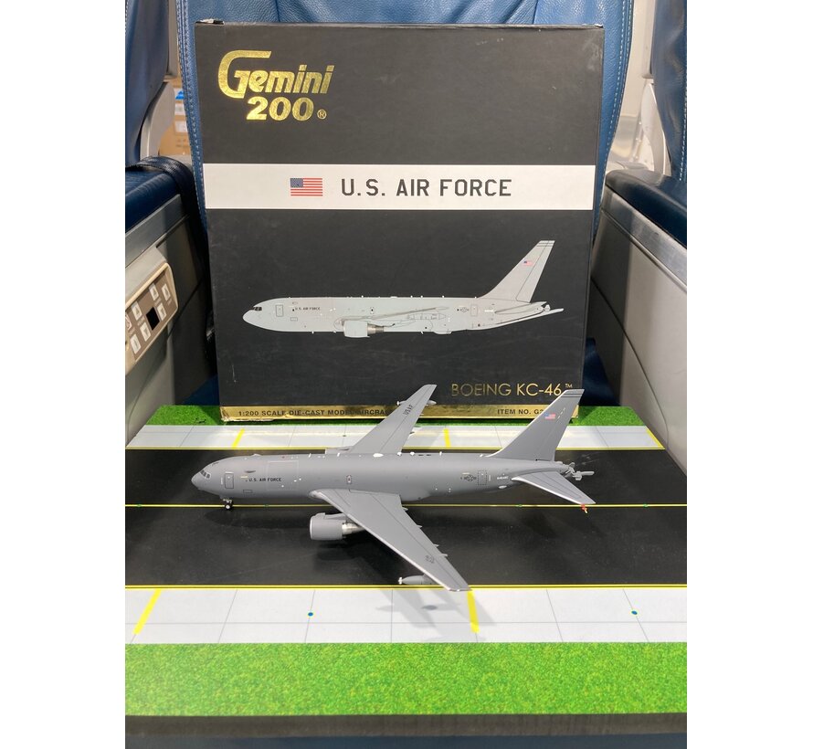 KC46A Pegasus U.S. Air Force USAF N464KC 1:200 **Collection sale
