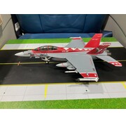 WITTY F18F 50th Anniversary VF-102 “ Diamond Backs” w/metal stand 1:72**Collection sale