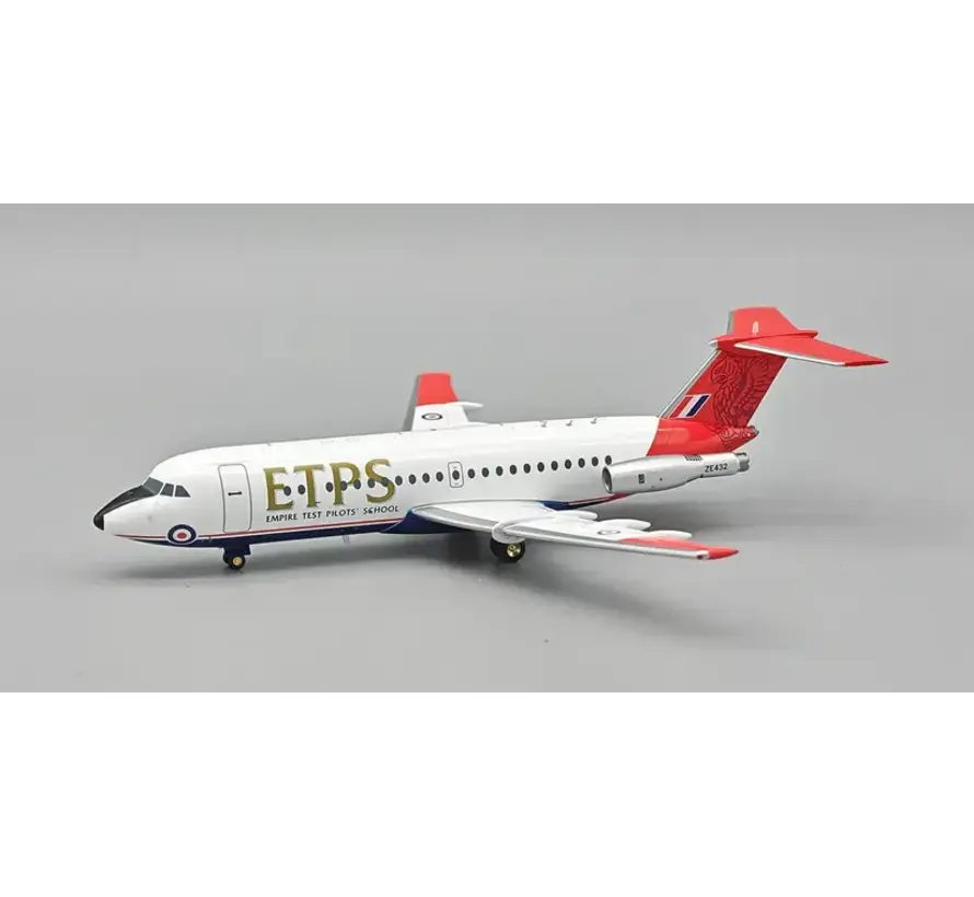 BAC111-479FU Royal Air Force RAF Empire Test Pilots' School ETPS ZE432 1:200 *NEW ARRIVAL