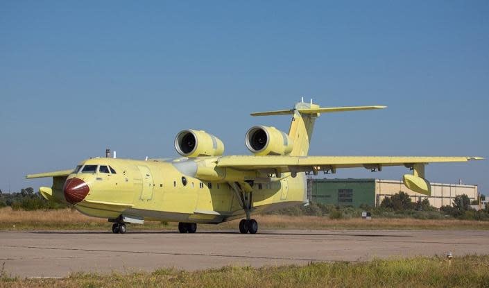 ODEWM Beriev Be-200 Factory Primer 1:200 (No stand) +NSI+ *Pre-Order ...