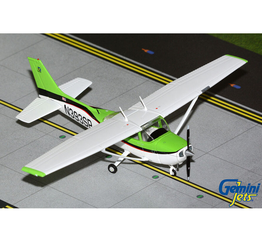 Cessna 172S Cirrus Aviation N393SP 1:72 *New Arrival