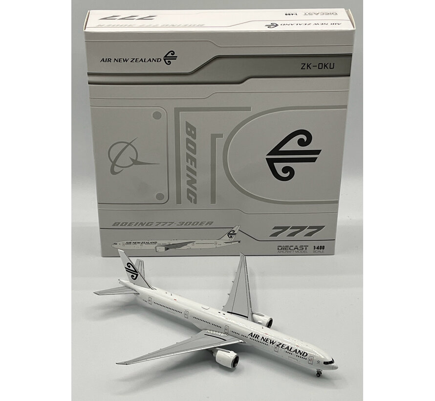 B777-300ER Air New Zealand black & white markings white tail ZK-OKU 1:400 +New arrival+