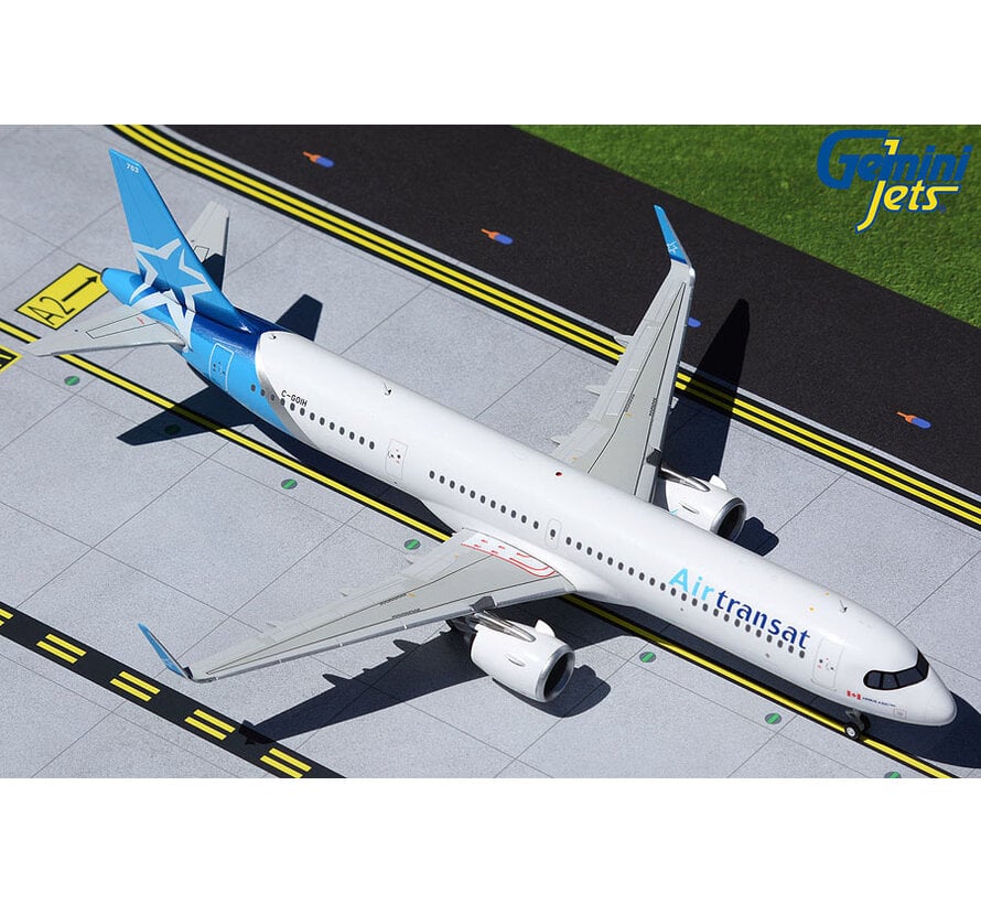 A321neo Air Transat  2018 livery C-GOIH 1:200 with stand **Collection sale