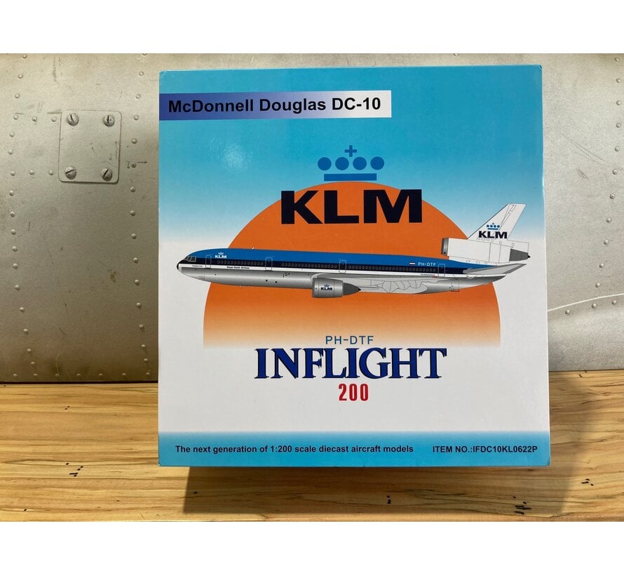 DC10-30 KLM PH-DTF 1:200 polished with stand**Collection sale