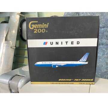 Gemini Jets B767-300 United N648UA 'Tulip' 1:200**Collection sale