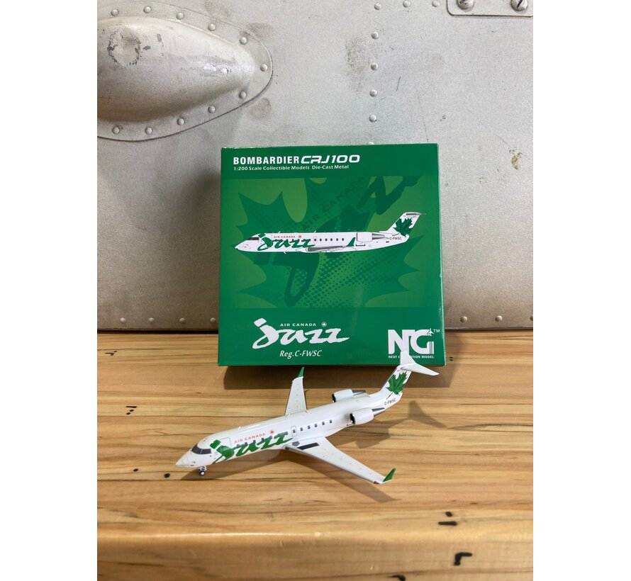 CRJ100 Air Canada Jazz old livery green maple leaf C-FWSC 1:200
