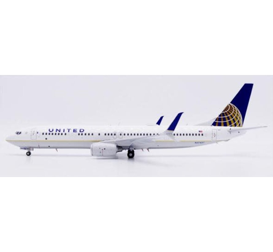 B737-900ER United Airlines 2010 livery N37437 1:200 (no winglets) +pre-order+