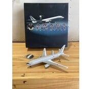 Dragon E767 [B767-200] AWACS JASDF 64-3502 1:400**Collection sale**